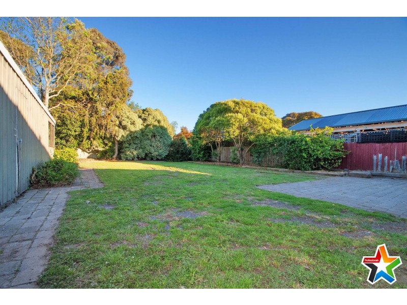 27 Huntingdon Avenue, Bayswater North VIC 3153