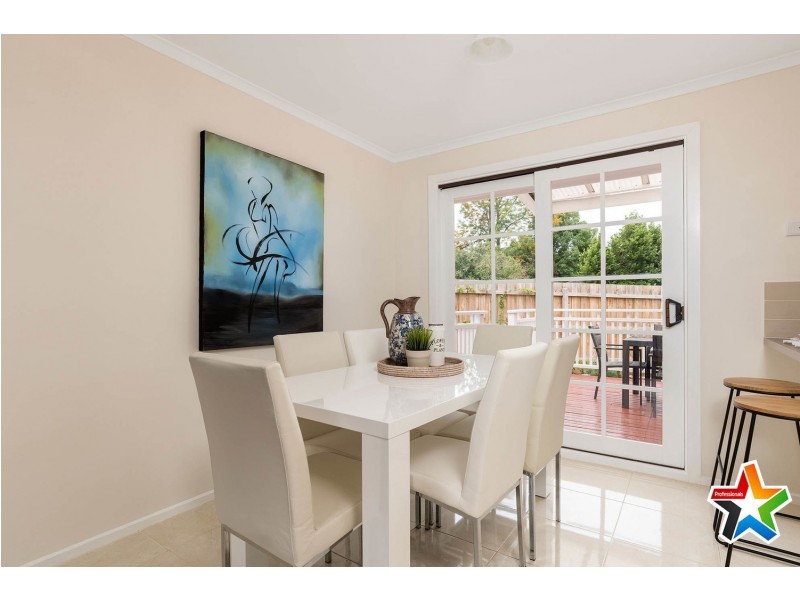 12 Wandana Street, Mooroolbark VIC 3138