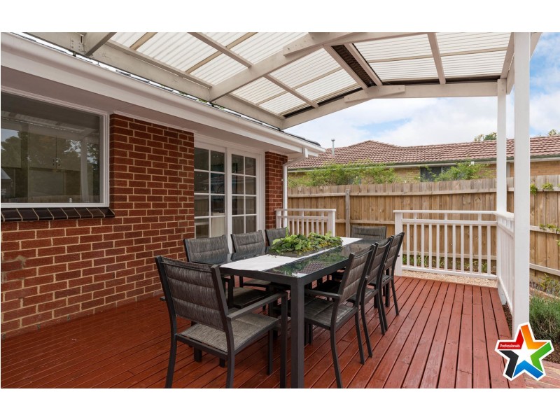 12 Wandana Street, Mooroolbark VIC 3138