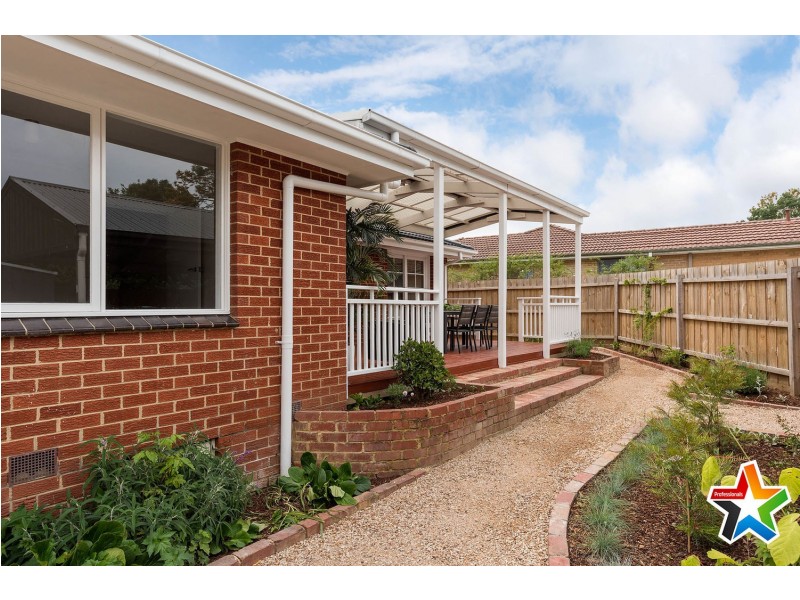 12 Wandana Street, Mooroolbark VIC 3138