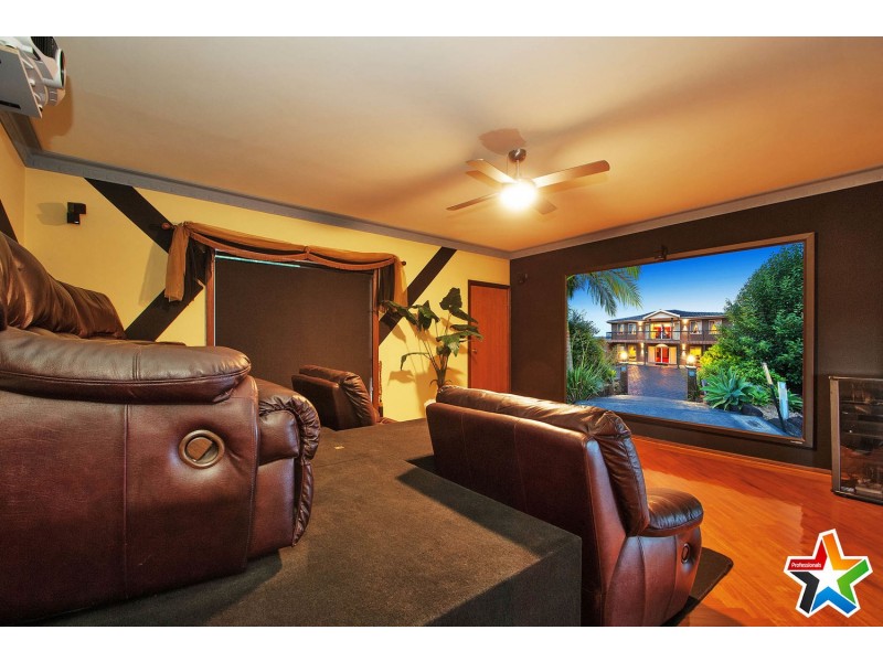 30 Struan Avenue, Mooroolbark VIC 3138