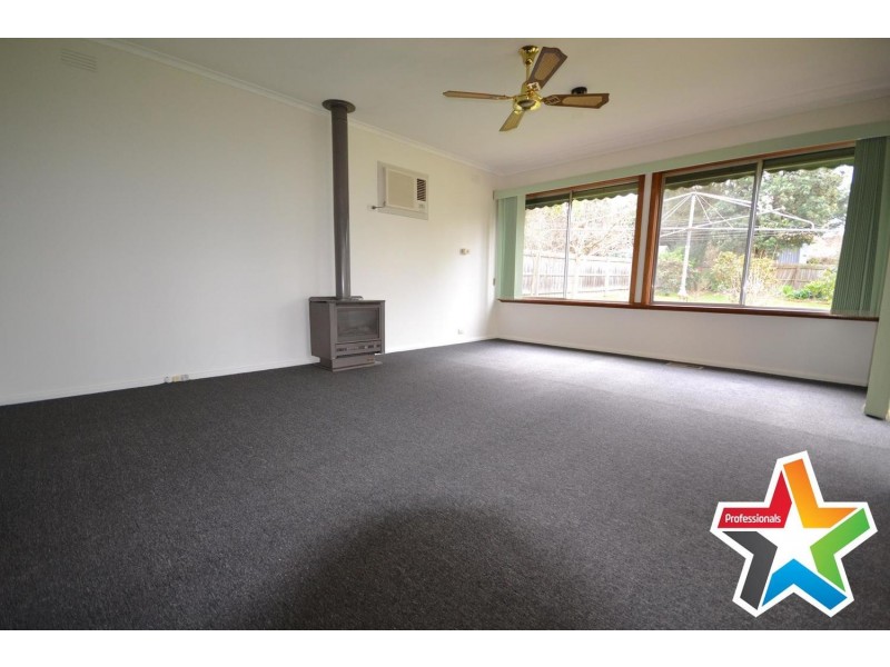 86 Mount View Parade, Croydon VIC 3136