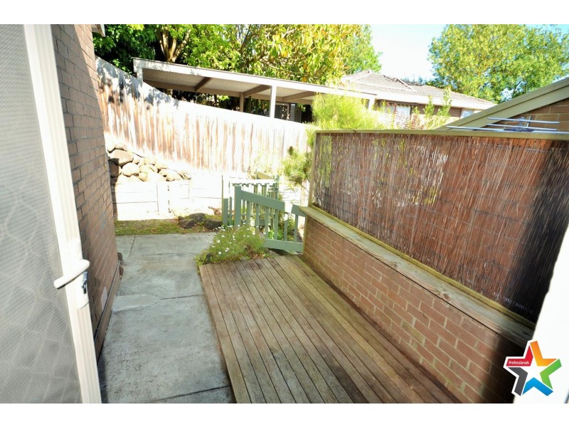 4/16 Stuart Road, Lilydale VIC 3140