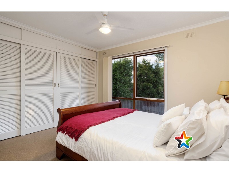 13 Dunoon Street, Mooroolbark VIC 3138