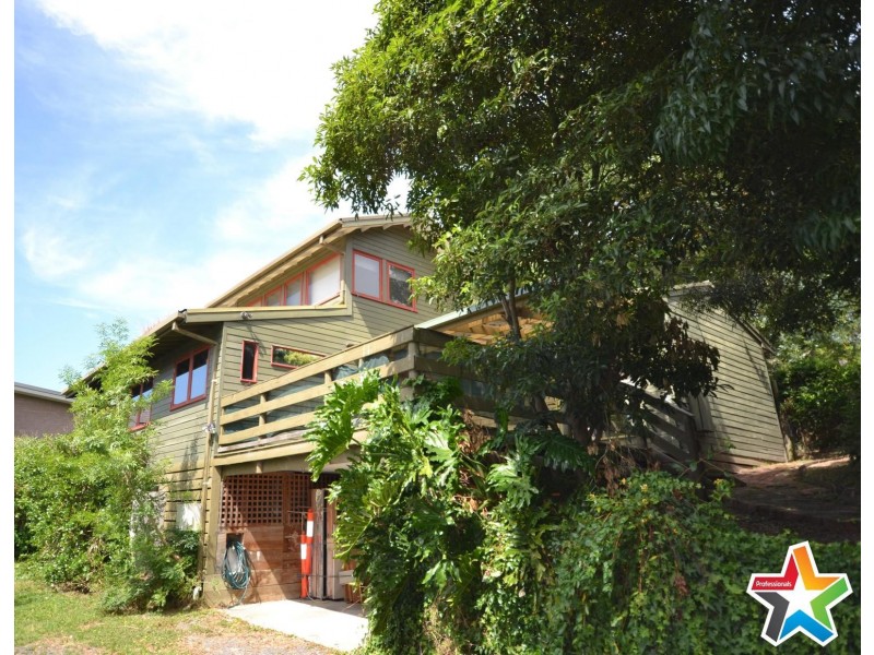 2/7 Central Avenue, Mooroolbark VIC 3138