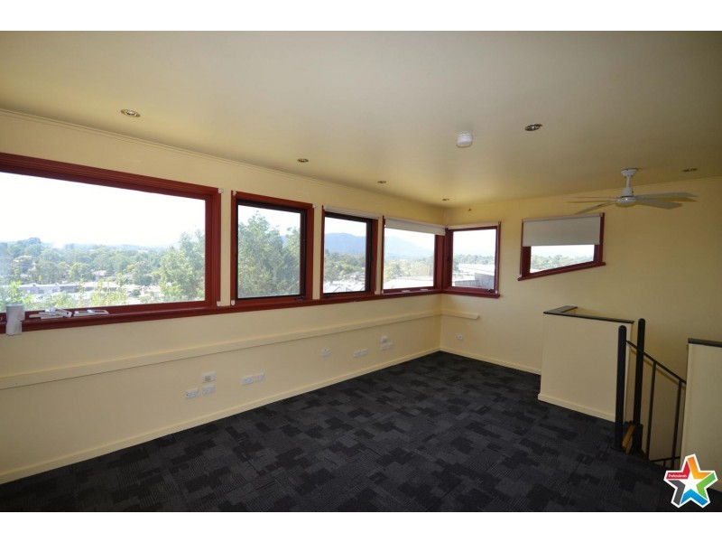 2/7 Central Avenue, Mooroolbark VIC 3138