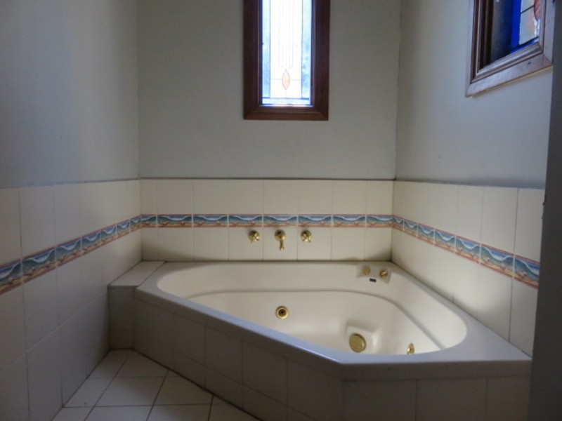 55 Liverpool Road, Kilsyth VIC 3137