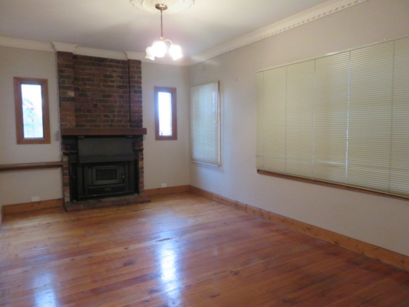 55 Liverpool Road, Kilsyth VIC 3137