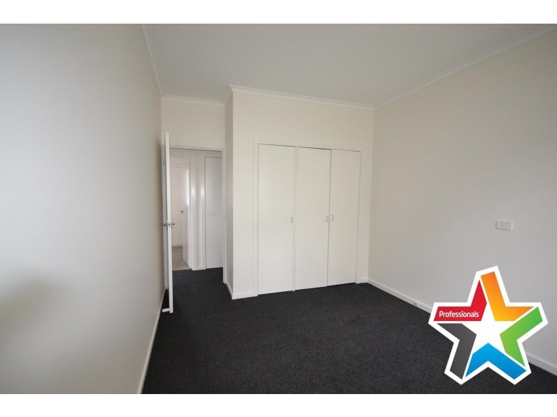 4/24 Mount Dandenong Road, Ringwood East VIC 3135