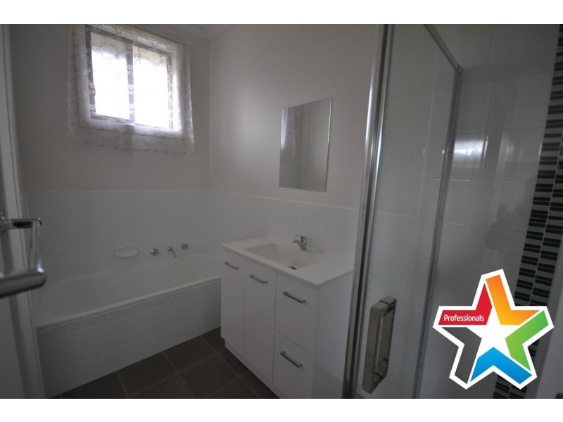 4/24 Mount Dandenong Road, Ringwood East VIC 3135