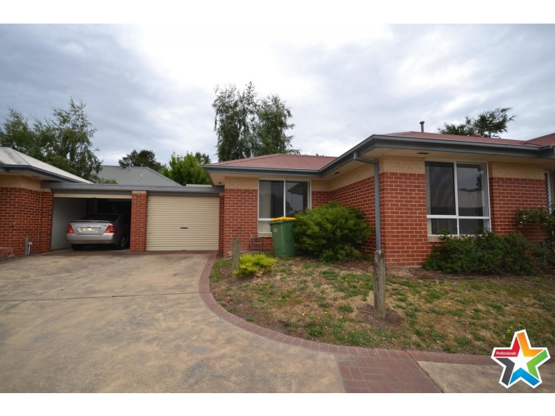 3/16 Mountain View Road, Kilsyth VIC 3137