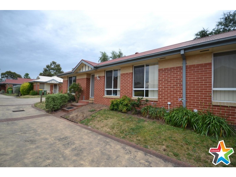 3/16 Mountain View Road, Kilsyth VIC 3137