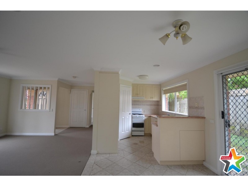 3/16 Mountain View Road, Kilsyth VIC 3137