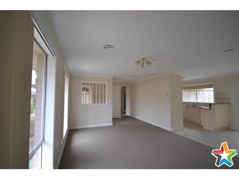 3/16 Mountain View Road, Kilsyth VIC 3137