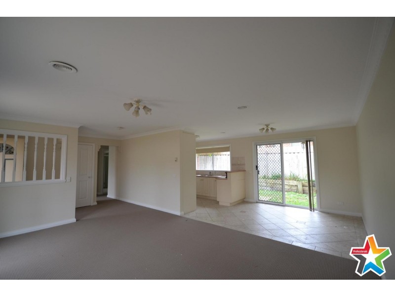 3/16 Mountain View Road, Kilsyth VIC 3137