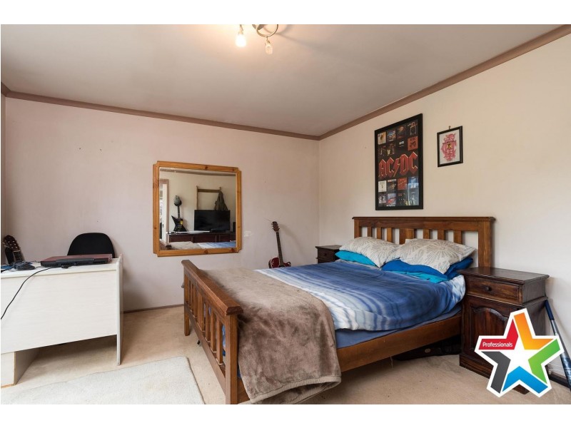 22 Krowera Street, Mooroolbark VIC 3138