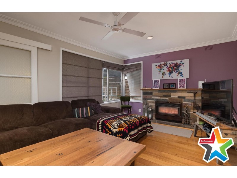 22 Krowera Street, Mooroolbark VIC 3138