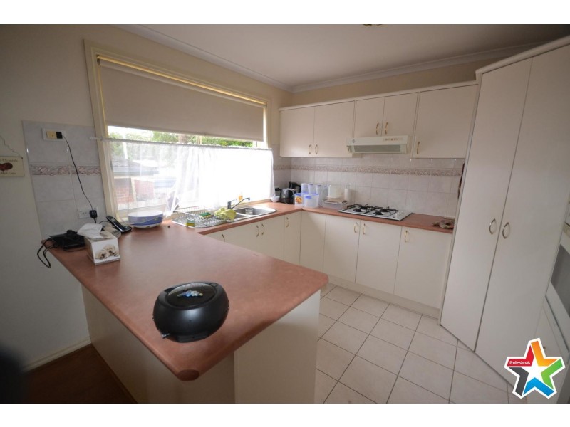 1A  Bathurst Street, Mooroolbark VIC 3138