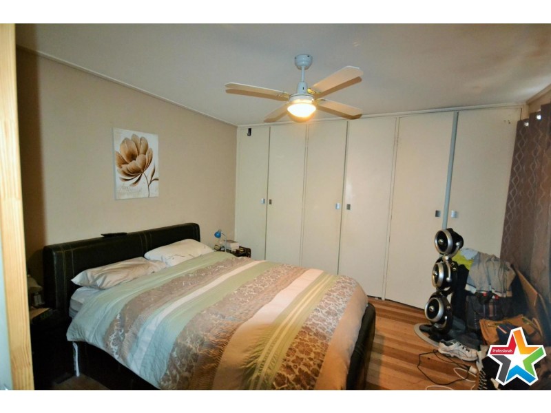 18 Sweetland Road, Mooroolbark VIC 3138