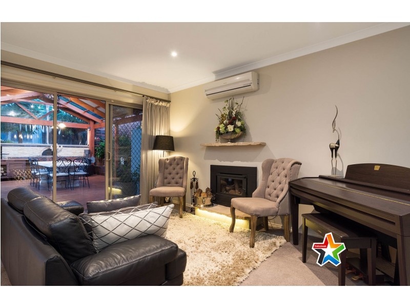 4 Rome Terrace, Mooroolbark VIC 3138