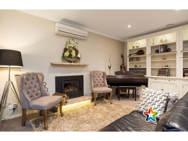 4 Rome Terrace, Mooroolbark VIC 3138