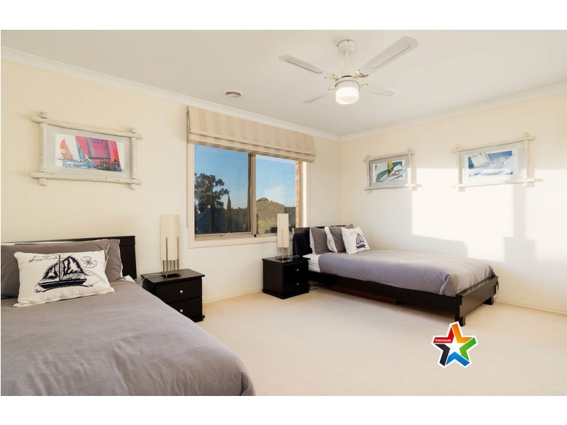 4 Rome Terrace, Mooroolbark VIC 3138