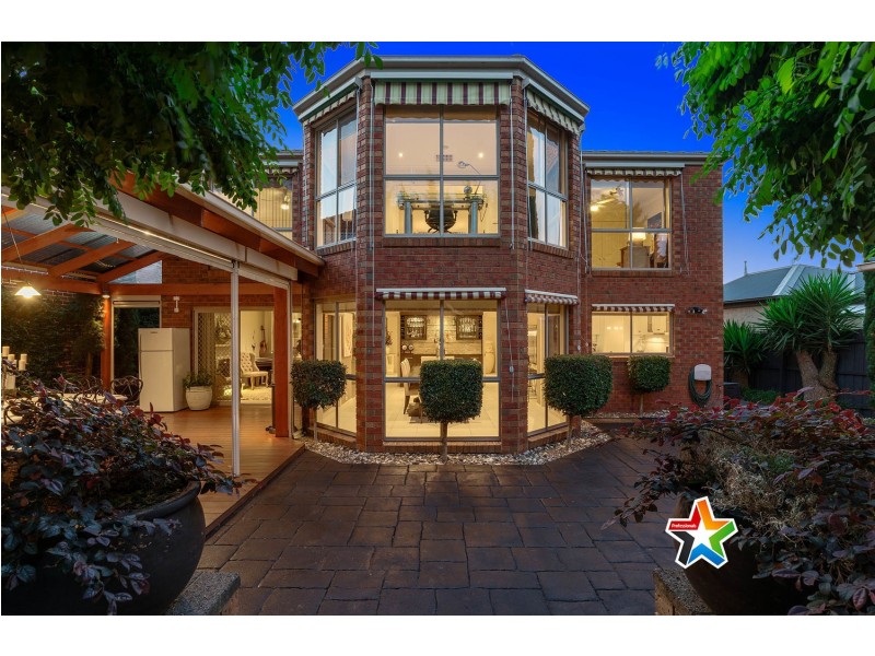 4 Rome Terrace, Mooroolbark VIC 3138