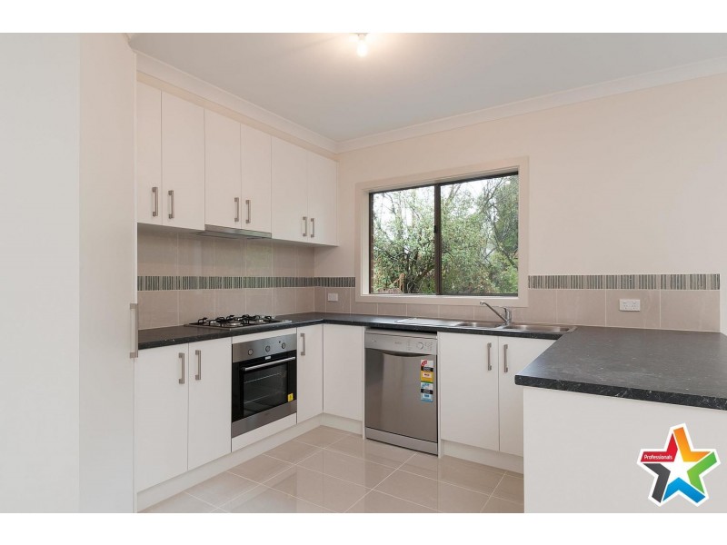 9A Aintree Street, Mooroolbark VIC 3138