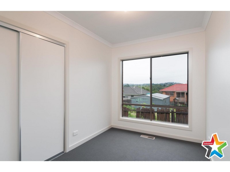 9A Aintree Street, Mooroolbark VIC 3138