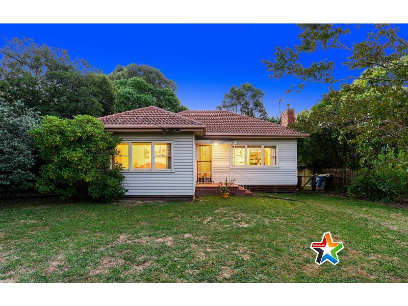 2 Vista Avenue, Ringwood East VIC 3135