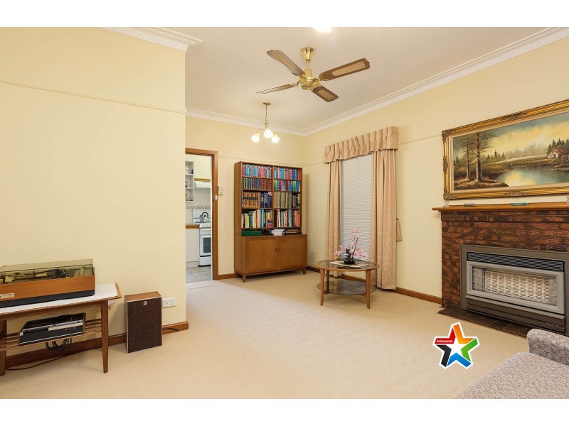 2 Vista Avenue, Ringwood East VIC 3135