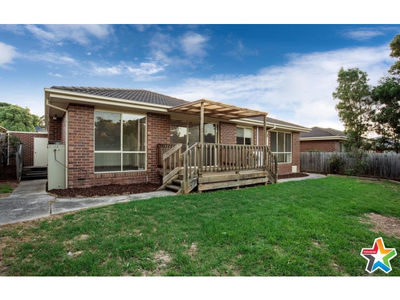 2/59 Dryden Concourse, Mooroolbark VIC 3138