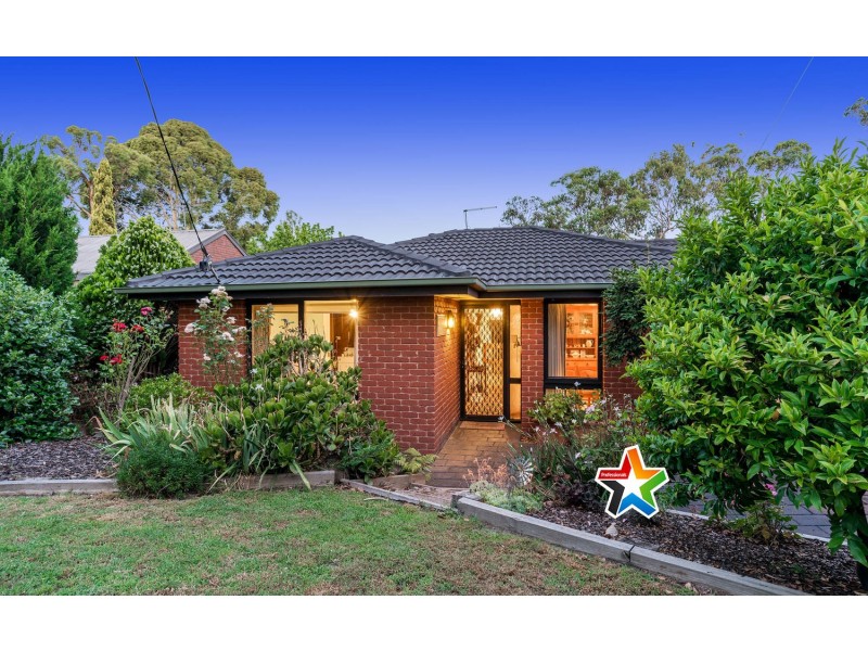 17 Edinburgh Road, Lilydale VIC 3140