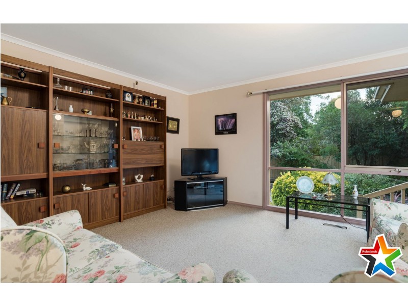 2/3 Wickham Road, Croydon VIC 3136