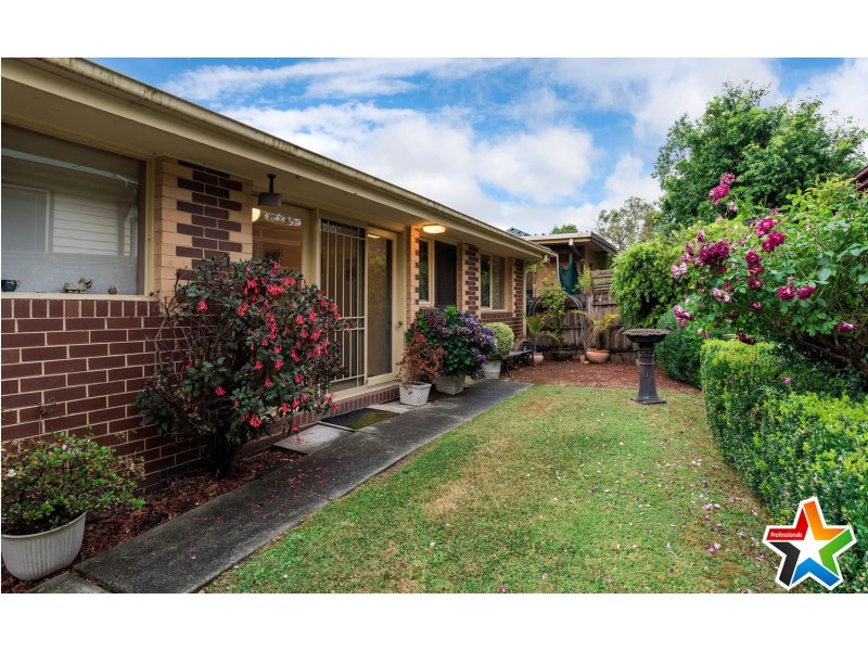 2/3 Wickham Road, Croydon VIC 3136