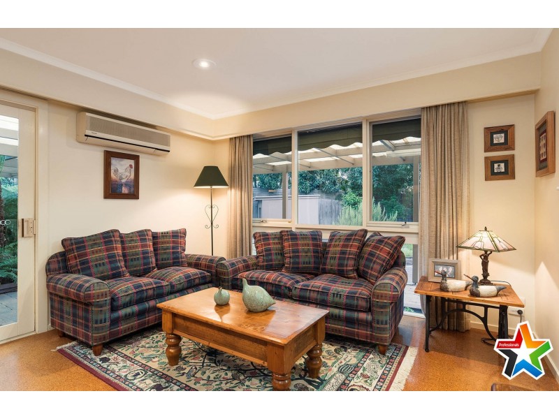 218 Cambridge Road, Kilsyth VIC 3137