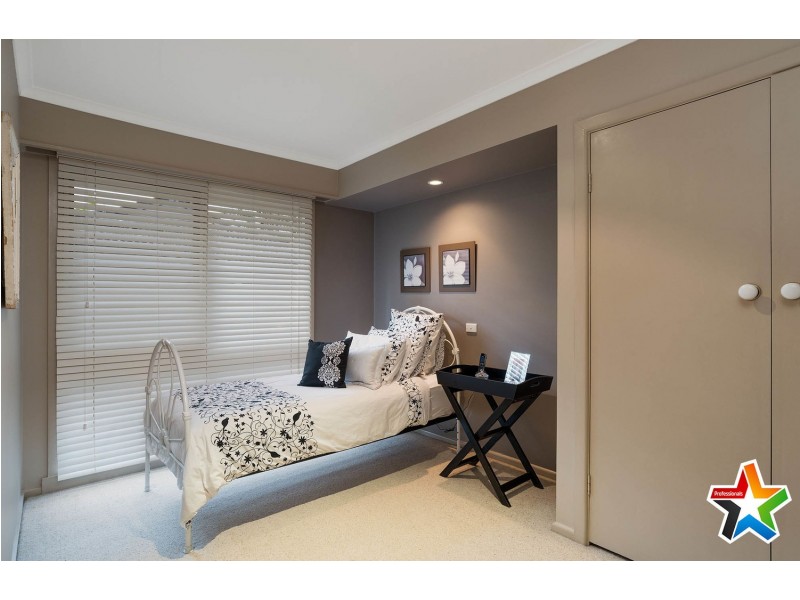 218 Cambridge Road, Kilsyth VIC 3137