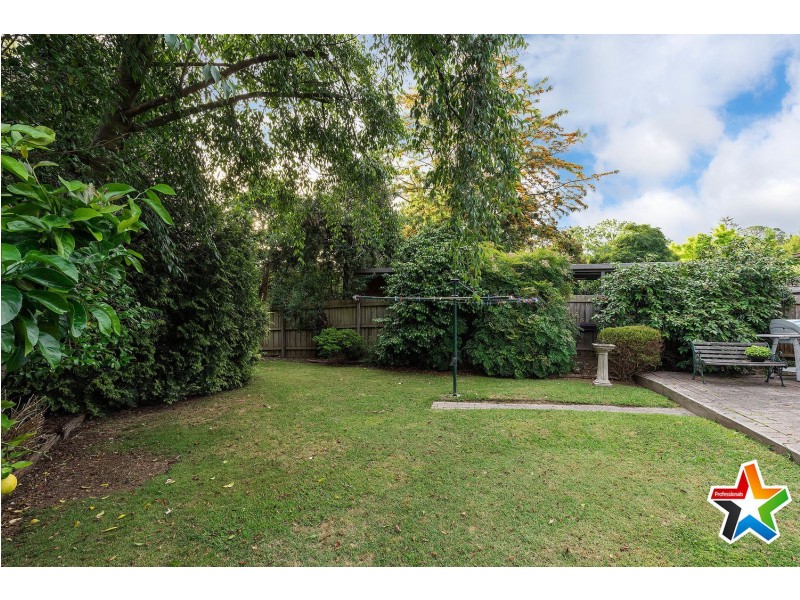 218 Cambridge Road, Kilsyth VIC 3137