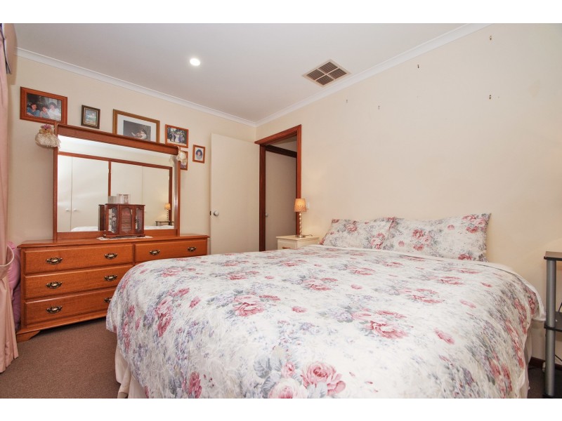 18 Pampero Court, Mooroolbark VIC 3138