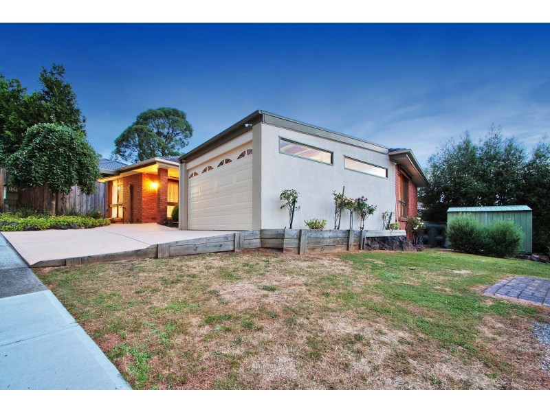 18 Pampero Court, Mooroolbark VIC 3138