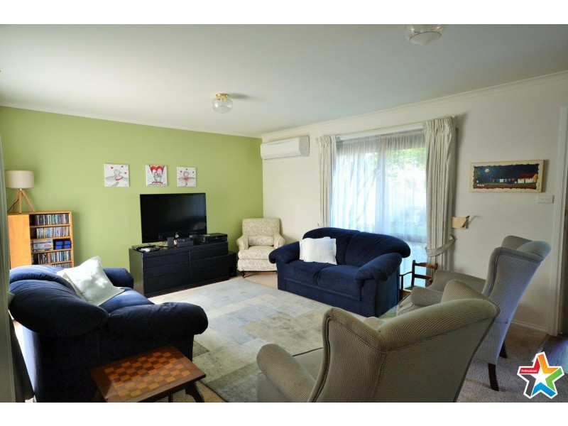 4 Oxley Court, Chirnside Park VIC 3116