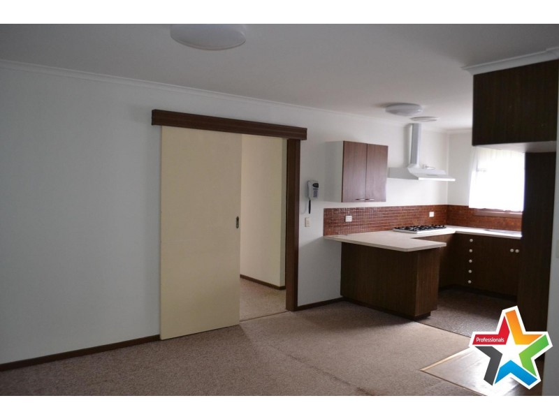 97 Hawthory Road, Kilsyth VIC 3137