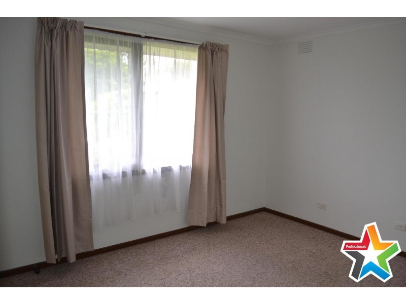 97 Hawthory Road, Kilsyth VIC 3137