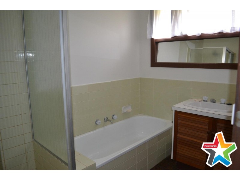 97 Hawthory Road, Kilsyth VIC 3137