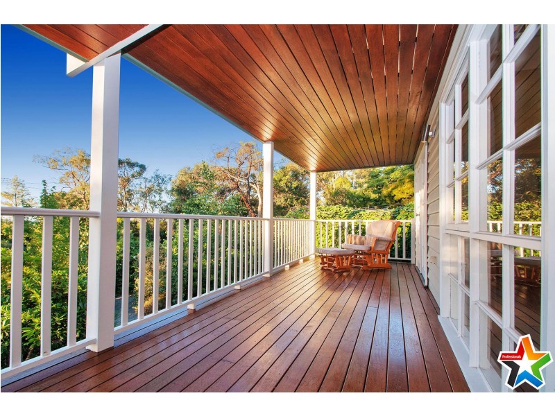 6 Sunrise Hill Road, Montrose VIC 3765