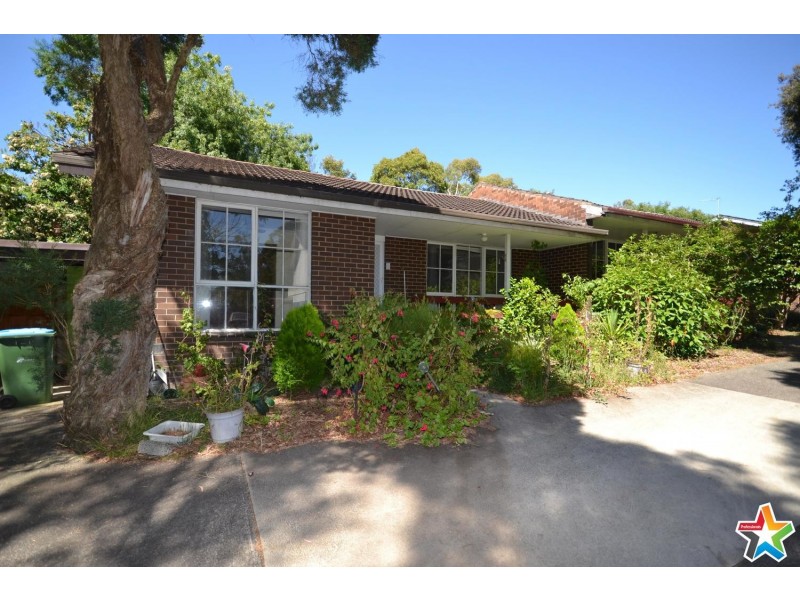 4/64 Warrien Road, Croydon VIC 3136