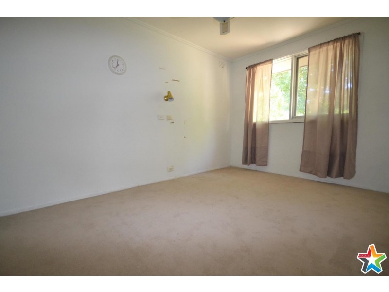 4/64 Warrien Road, Croydon VIC 3136