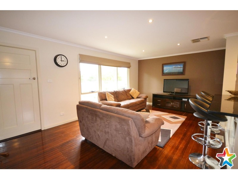 26 Dunoon Street, Mooroolbark VIC 3138