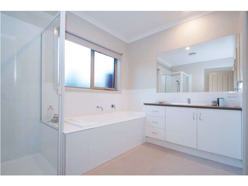 3/8 Anita Street, Kilsyth VIC 3137