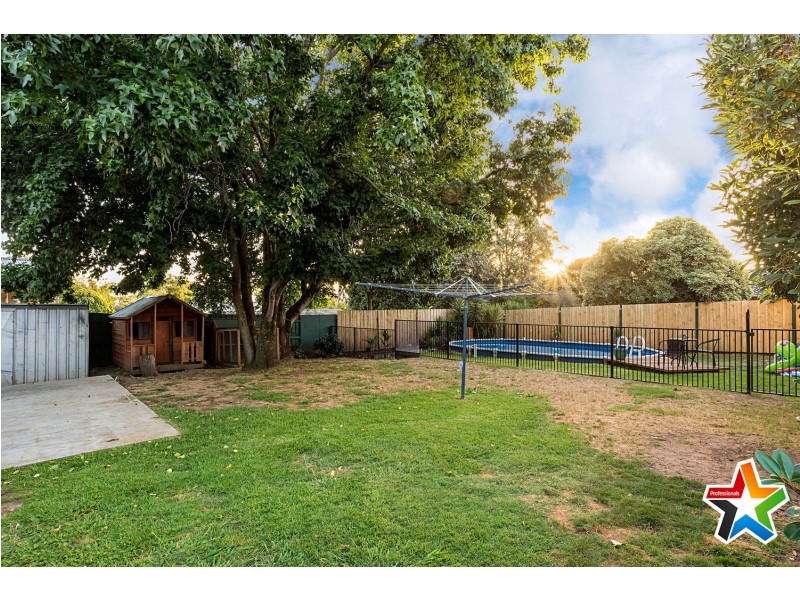 14 Old Kent Road, Mooroolbark VIC 3138